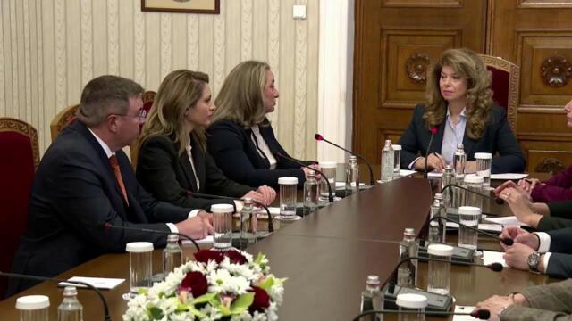 ❗🎥 На живо: Консултации при президента за служебен премиер. Среща с ПГ на ГЕРБ-СДС