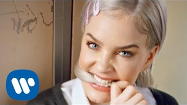 Anne-Marie - 2002 [Official Video]
