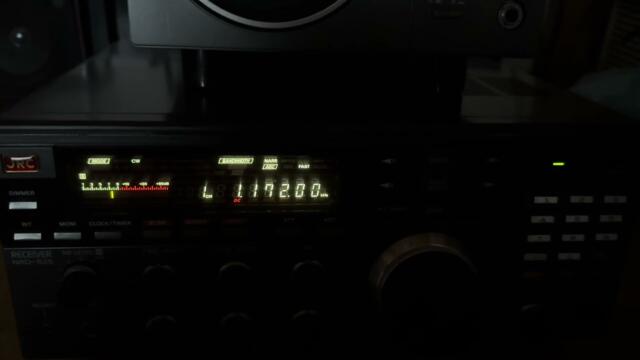 Another recording of the 1172 kHz beacon in CW/Narrow strange background sound