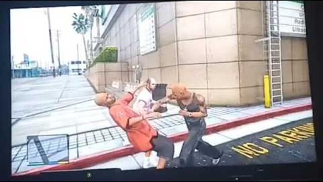 Mr Channel Играе Gta 5 Много Смях - Гангстер Преби От Бой Друг Гангстер и Помогна На Тревор