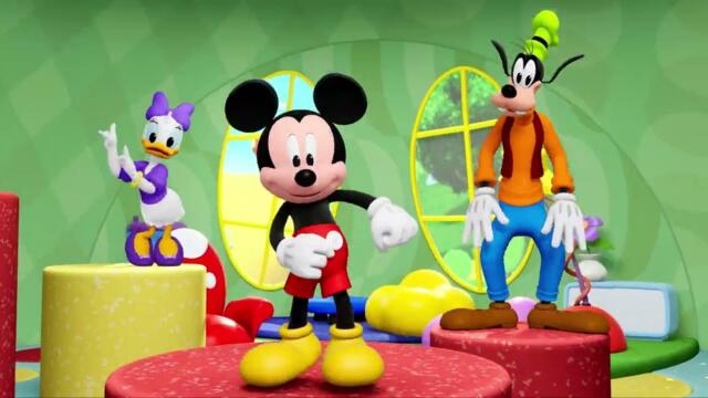 Mickey Mouse Clubhouse+ Hot Dog Song in 2x Speed