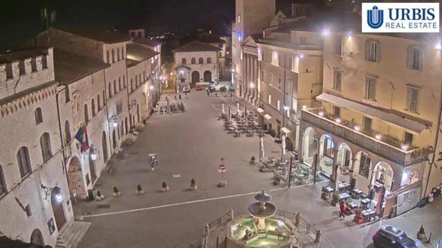 🔴Assisi Live Webcam Piazza del Comune