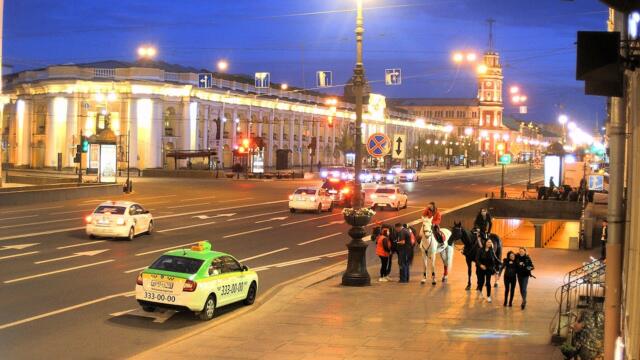 LIVE St. Petersburg Nevskiy ave. Sadovaya str. Невский проспект Садовая улица Санкт-Петербург онлайн
