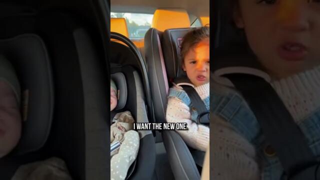 She did a full car seat quality comparison on the spot 😂💀