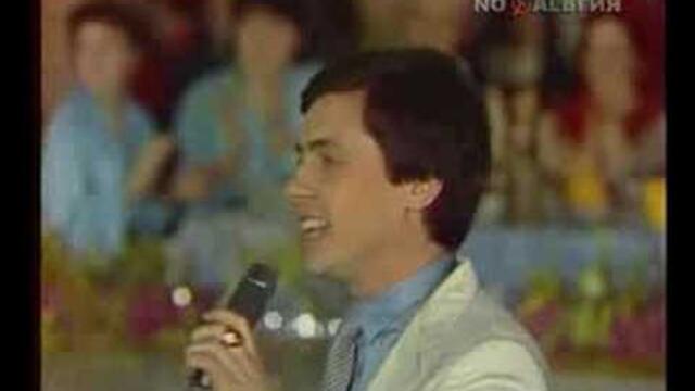 Христо Кидиков ( Hristo Kidikov) - Момиче в дъжда (A girl in the rain)