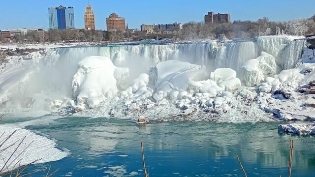 Niagara Falls live at the Falls 2026 March 2