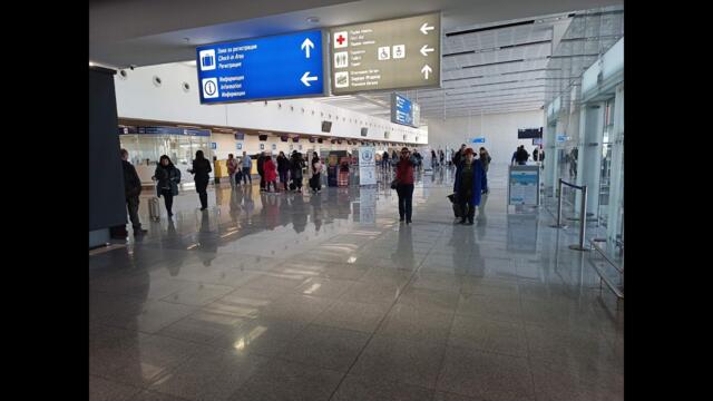 Самолет на "България Еър" евакуира 180 българи от Египет и Дубай