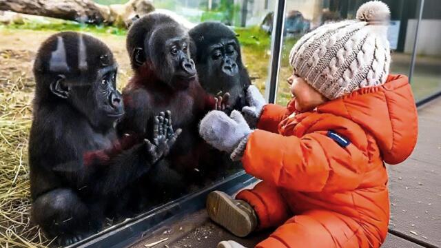 When Your Baby and Animals Become the Sweetest Duo Ever ❤️