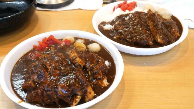 2.2 lb Fried Chicken Curry! What is the Son's Shocking Recipe That Saved a Failing Shop?