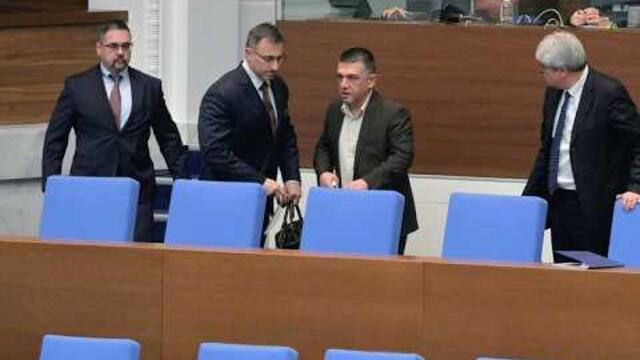 Извънредното заседание на Народното събрание на 10 март 2026 г. (пълен запис)