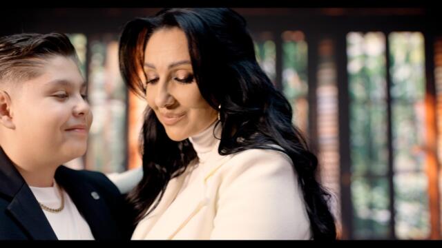 Davis & Narcisa - Mama mea icoana mea ❤️  (Official Video)
