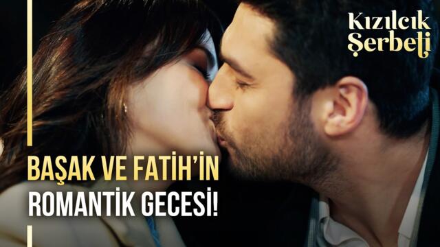 Başak ve Fatih'in mangal keyfi! | Kızılcık Şerbeti 129. Bölüm