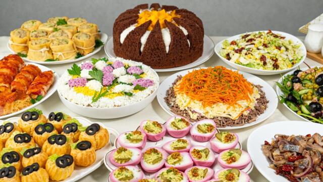 МЕНЮ на День Рождения. Готовлю 10 блюд. ПРАЗДНИЧНЫЙ СТОЛ: Торт, Салаты, Закуски