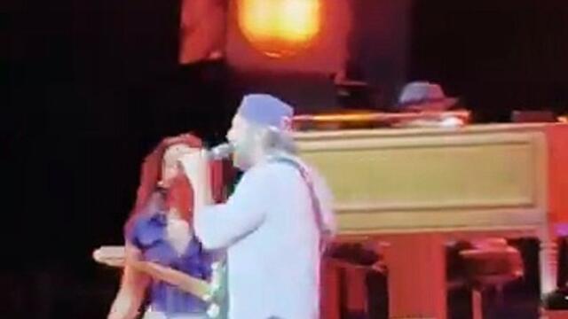 Thomas Rhett & Niall Horan Shows