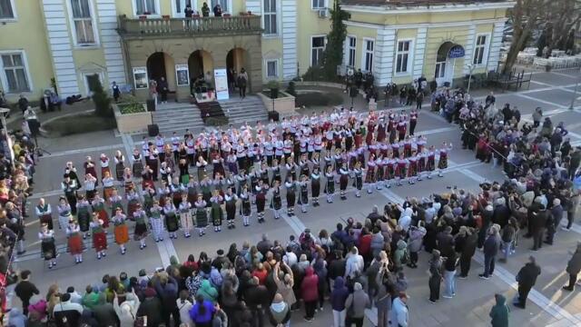 Клуб „Нашенци“-Русе представи Северна България на „Празник на Ямболското хоро“