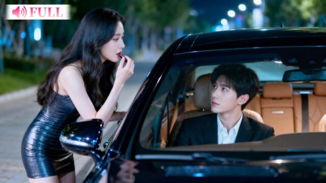 Ginamit ng babae ang bintana bilang salamin—di alam, nakita siya ng CEO sa loob at na-in love