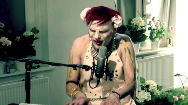 Avoiding deLIFEath by Ivo Dimchev /trailer/