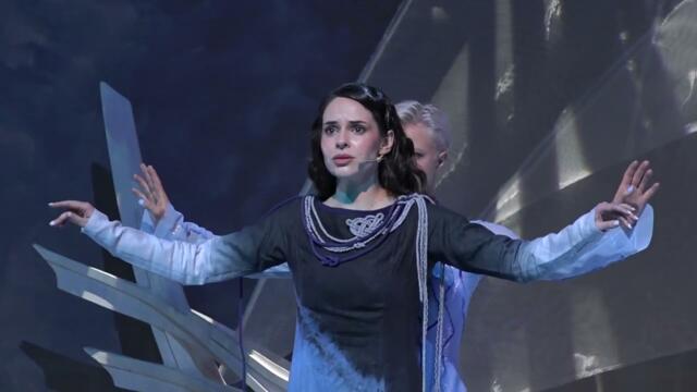 Тази вечер бургаската публика преживя впечатляващия спектакъл „Кораб в сърцето!.