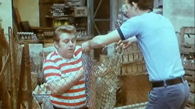 Сладолед на клечка II - Неразделна тайфа (Lemon Popsicle II 1979) 1/2