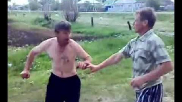 Пияни руснаци се бият като животни!