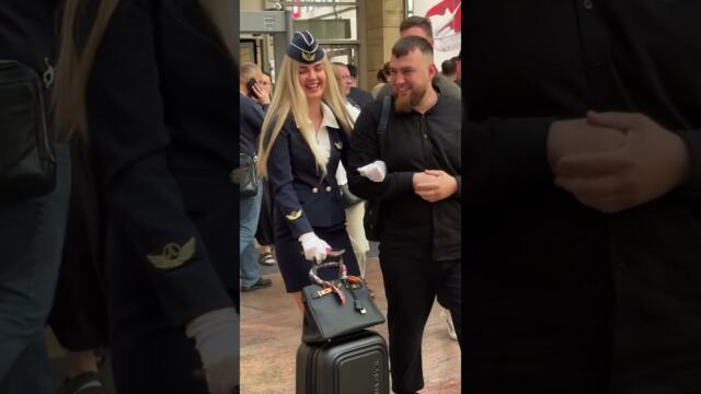 ♥️👠🔥🇷🇺Aria_in_sky - Action or reaction?#stewardesslife #cabincrewcareer #airportfashion #cabincrewjobs #fashiontrends