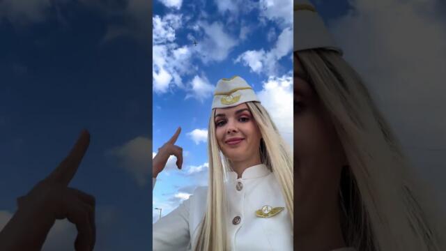 ♥️👠🇷🇺Aria_in_sky - Она пошла в стюардессы из-за долгов… и осталась в небе 😳 #shorts #история
