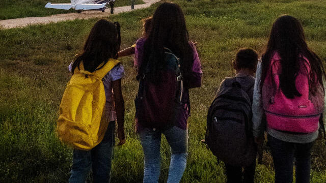 Изгубени в джунглата (синхронен екип, дублаж на студио Медиа Линк, 13.09.2025 г.) (запис)