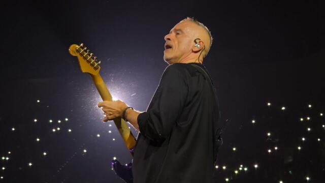 Дайте ми го този планетчо с китарата Eros Ramazzotti - Live in Sofia 2026 (Full Concert) 4K