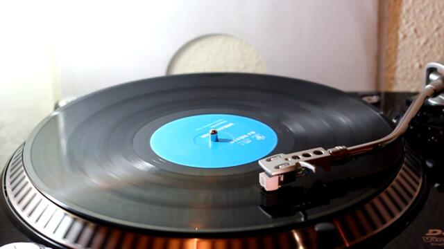 DJ Tiësto - Urban Train (Original Mix) HQ Vinyl