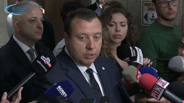 „Възраждане“ предлага прекратяване на споразумението с Украйна