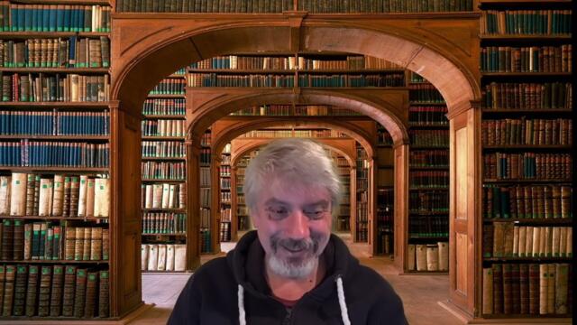 Интереса клати феса-тъй е по света. А у нас - Хамстернъо и да няма фес все е клатен от чужд интерес
