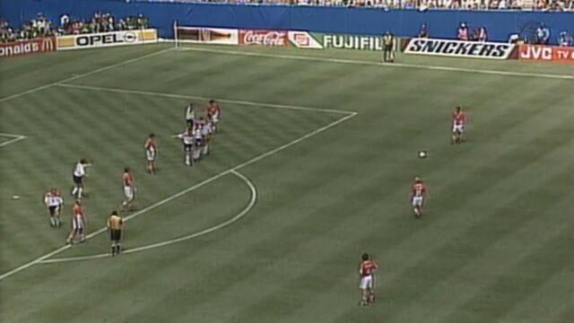 Hristo Stoichkov amazing freekick goal vs Germany - WC 1994 - English commentary