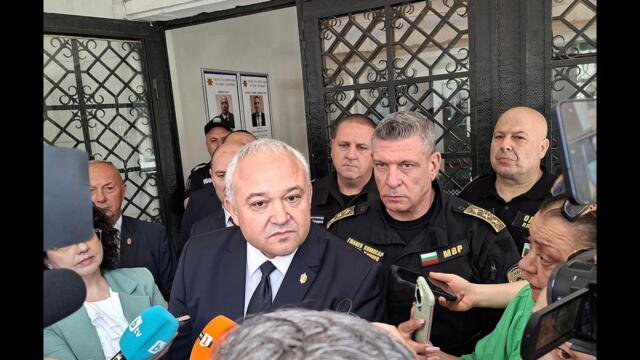 Иван Демерджиев: Обществото е пасивно, събираме деца по земята. МВР анализира грешките си
