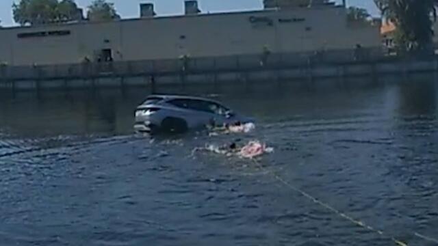 Florida Police Pull Woman From Vehicle Seconds Before It Sinks In Canal