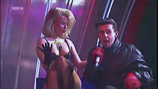 Frankie Goes To Hollywood - Relax (TV 1984 Remastered)