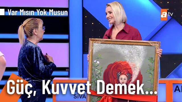 Sema'dan Esra Erol'a anlamlı hediye! 🖌️| Var Mısın Yok Musun 6. Bölüm @VarMısınYokMusunatv​