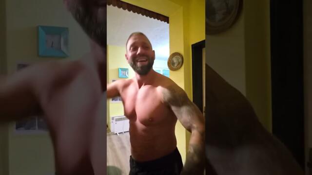 Стоян Колев на лайв ТикТок и виното част 3 14.06.2026