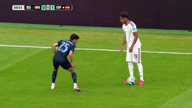 Lamine Yamal vs Uruguay