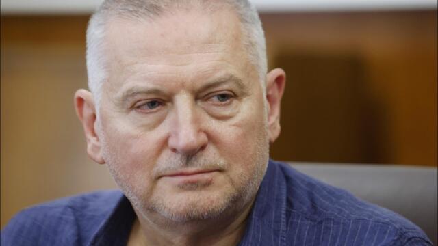 Георги Господинов: Изкуственият интелект може да пише книги, но не може да бъде писател