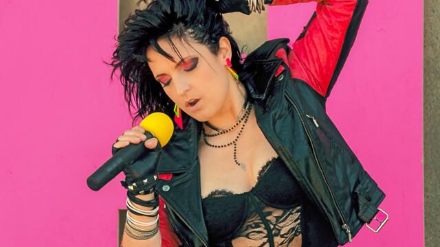 Chez Kane -"Bad Girl" - Official Music Video