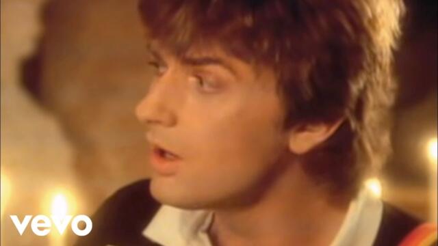 Mike Oldfield – Moonlight Shadow ft. Maggie Reilly