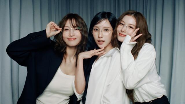 260902 oricon YouTube Update - MISAMO wears eyewear in a modern setting — What happened that made SANA want to tell the other two, “Ookini!”? | RIM Co