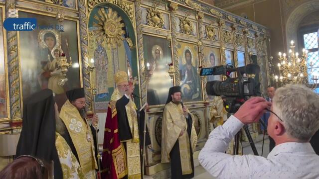 Пловдивският митрополит Николай отслужи тържествен молебен заДенят на Съединението