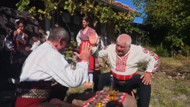 Ана Борисова и Йордан Валентинов - Ракия-магия