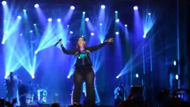 Nelly Furtado - Say it right (in Montreal)