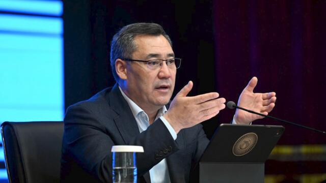 Садыр Жапаров ответил на вопросы жителей Баткенского района и г. Баткен