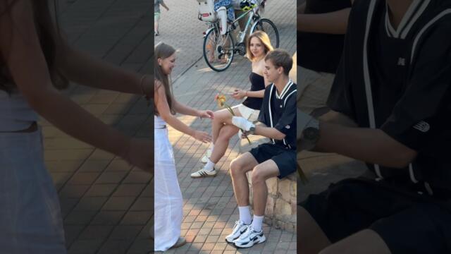 social experiment ❤️‍🩹🥹#socialexperiment #love #respect #moment