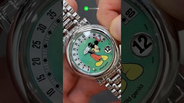 Mickey Mouse & Donald Duck Are Playing Golf… On a Watch?! ⛳️⌚️ #Shorts #GeraldGenta #MickeyMouse