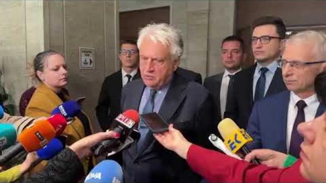 ПП иска извънредно заседание на парламента за помилването на „петричкия Ескобар“