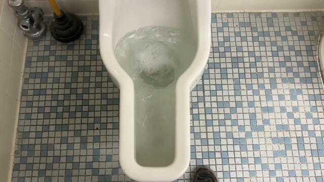 11,319. South Campus Dining Hall Men’s Restroom